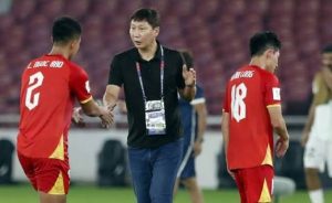 Tuyển Việt Nam vá hàng thủ thế nào nếu vắng Việt Anh? | OK9
